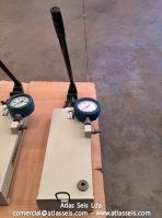 Rehobot Hydraulics 1000 bar Two stage Hand Pump Type PHS-374.36 - Image 5